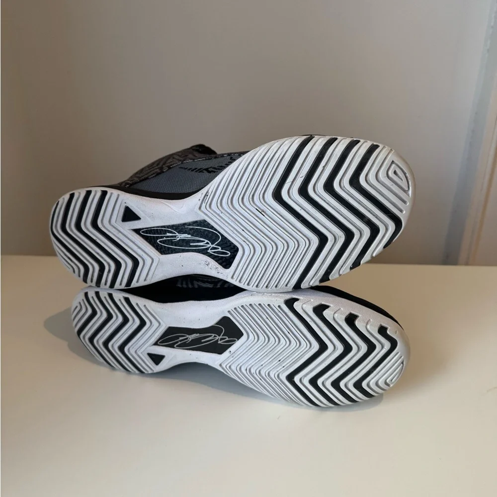 Nike LeBron NXXT Genius size 9.5 Used - Picture 8 of 9